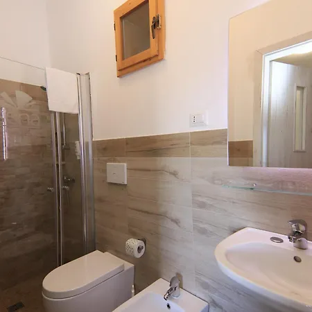 Appartamentini Elisena 3*